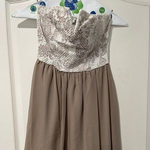 Short mini cream/tan dress